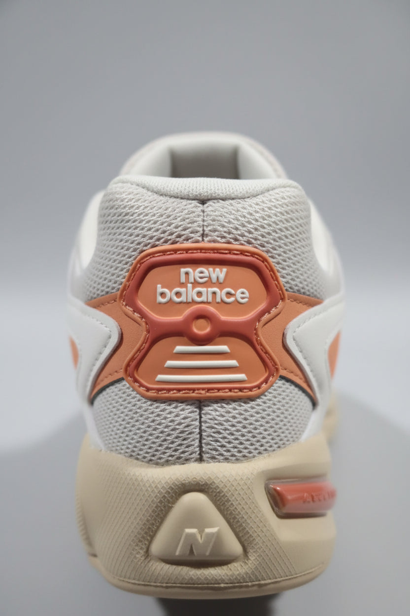 Sneakersy New Balance 725